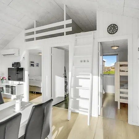 Awesome In Ringkobing With Kitchen Σπίτι διακοπών